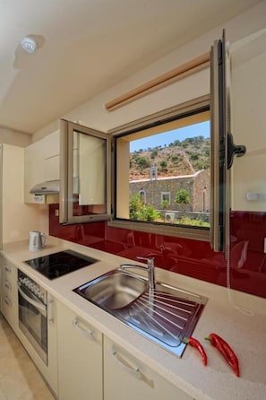 One Bedroom Villa with Pool View | 私人厨房 | 冰箱、烤箱、炉灶、意式浓缩咖啡机