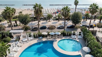 Alberca al aire libre