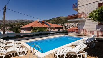 1 bedroom, in-room safe, individually furnished, iron/ironing board