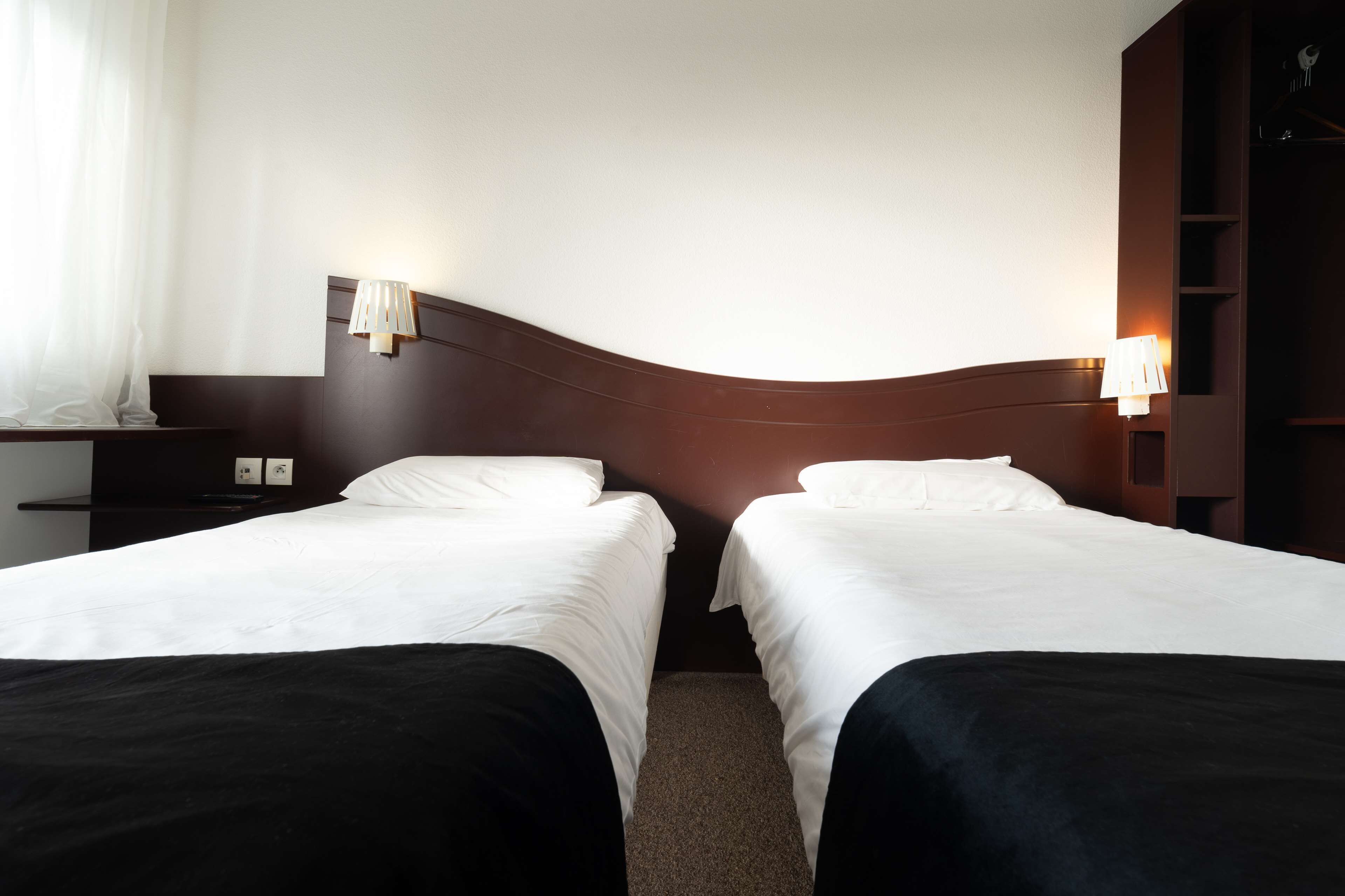 Standard Room, 2 Single Beds