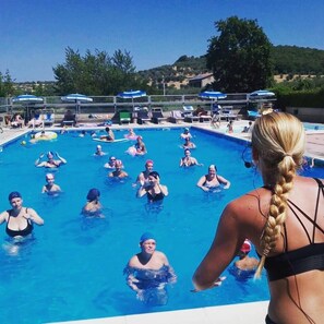 Outdoor pool, sun loungers - Le Tre Isole (Magione)