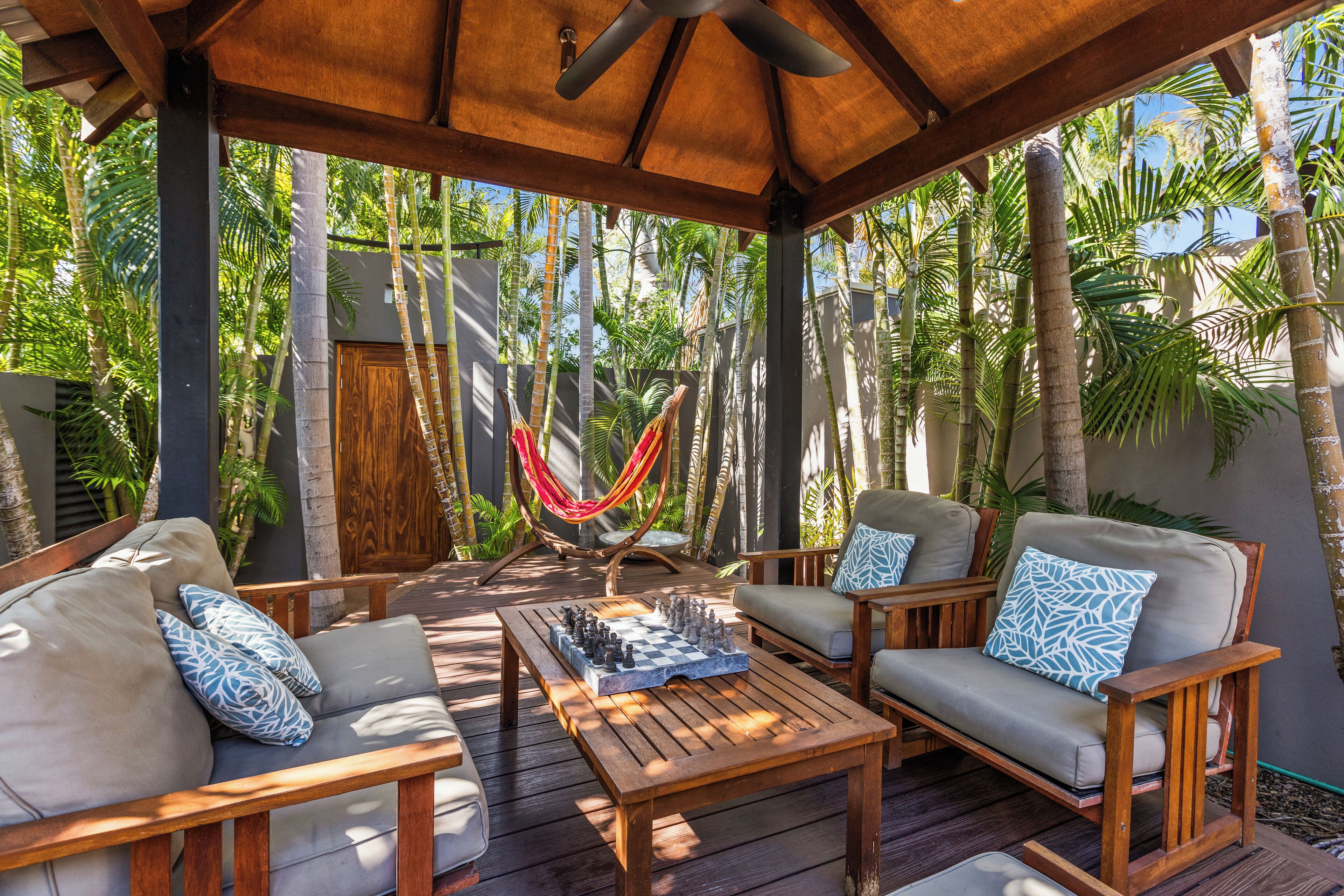 1 Bedroom Pool Suite | Terrace/patio