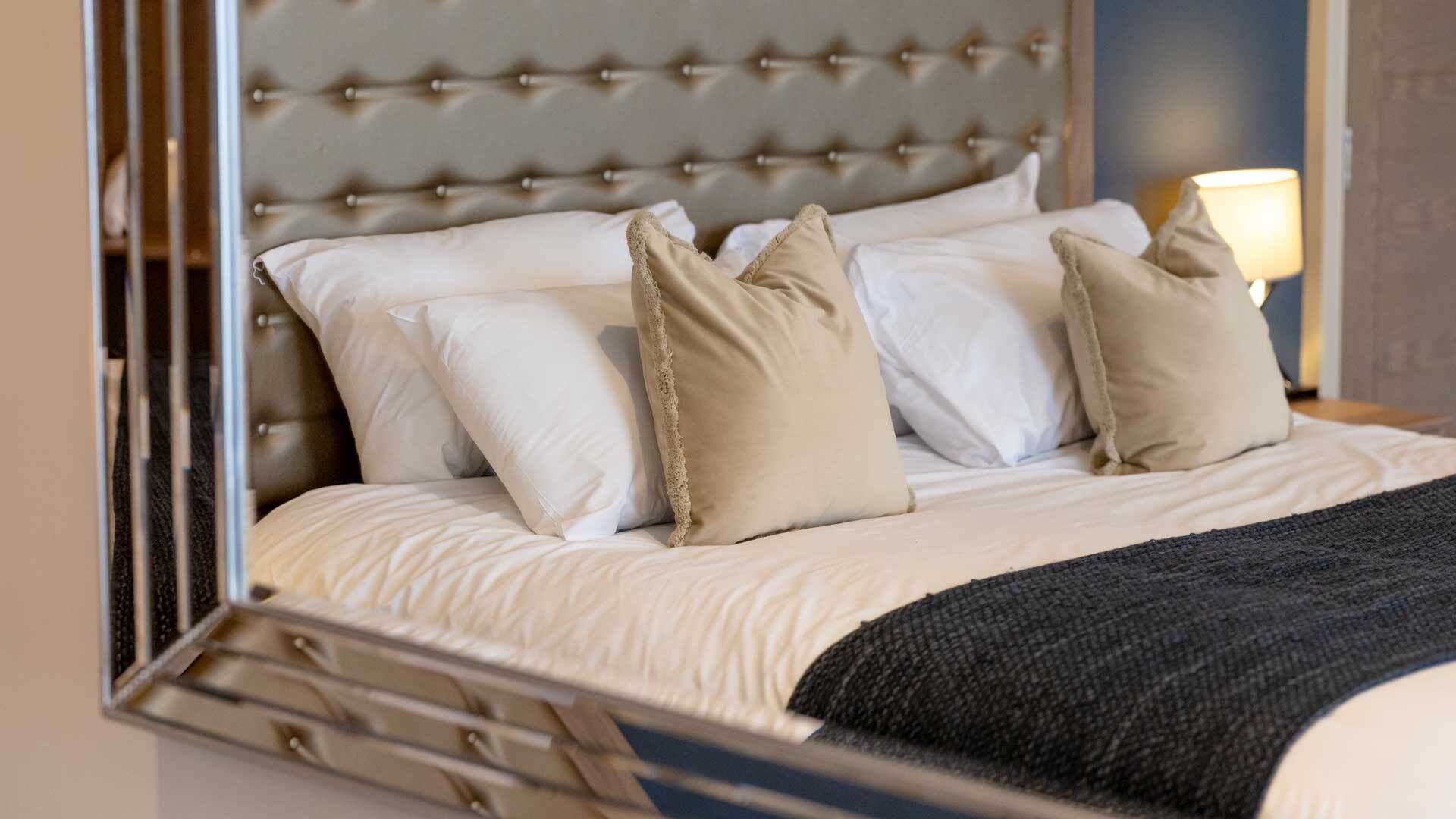 executive room | in-room safe, iron/ironing board, free wifi, bed sheets