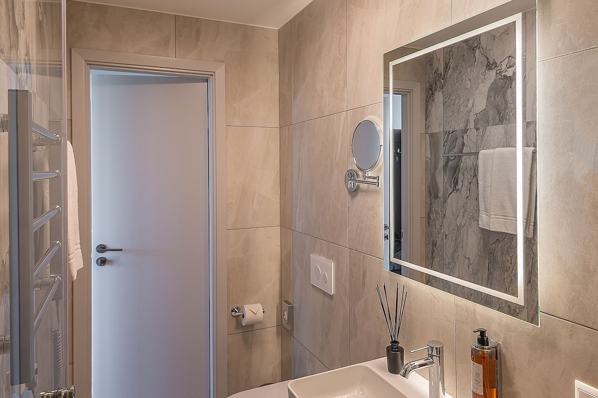 free toiletries, hair dryer, towels