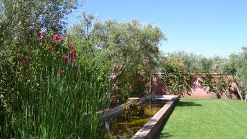 Superior-Zimmer, 1 Schlafzimmer, Gartenblick (Hôtel) | Blick auf den Garten