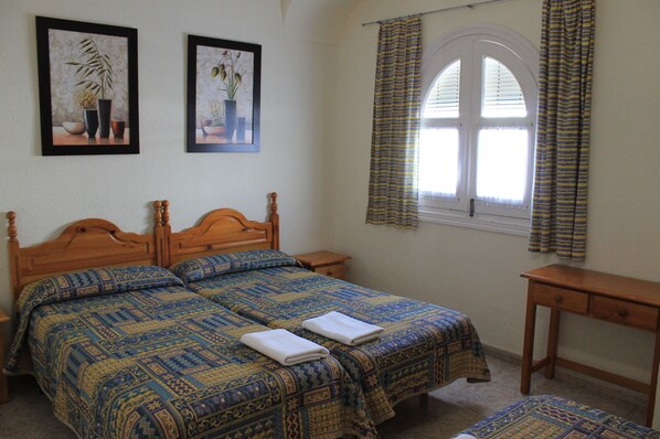 Dreibettzimmer, Gemeinschaftsbad