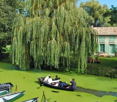 SO'LODGE 尼欧尔特 A83 酒店