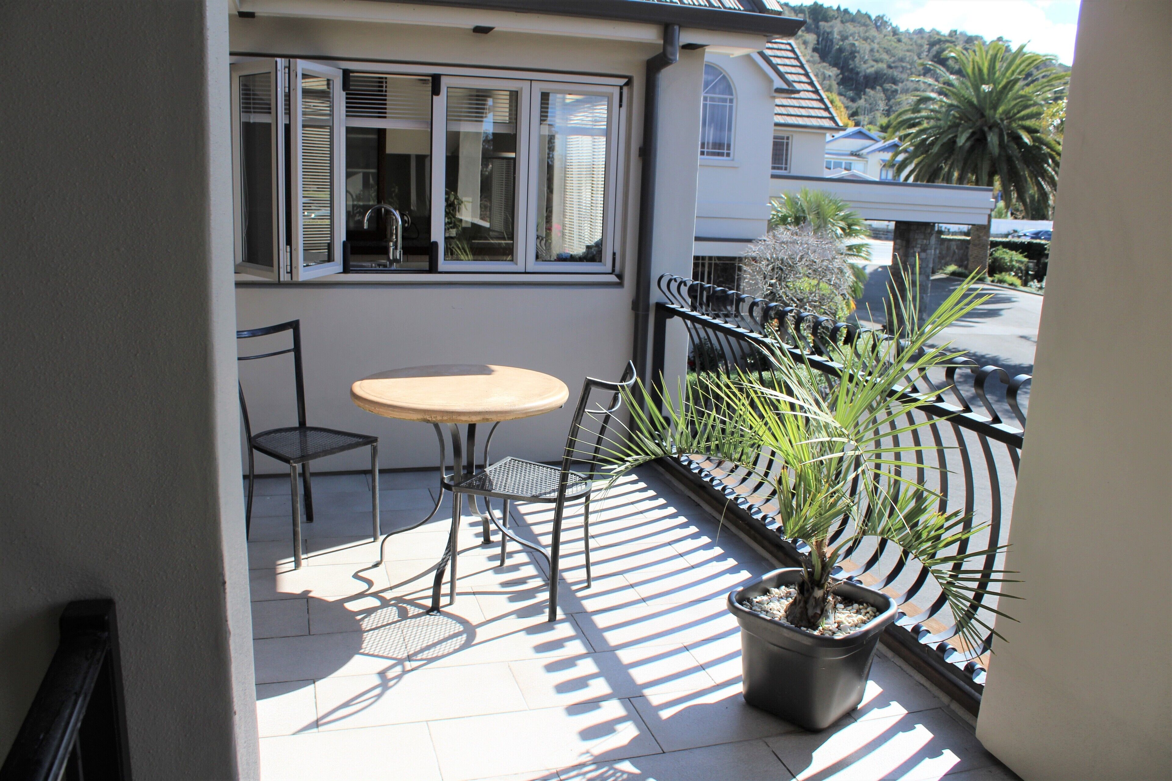 Deluxe Suite, 1 King Bed, Balcony | Balcony