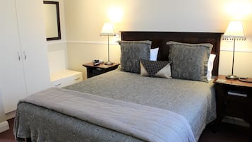 Deluxe Apart Daire, 1 Yatak Odası | 1 yatak odası, anti alerjik yatak takımı, minibar, odada kasa
