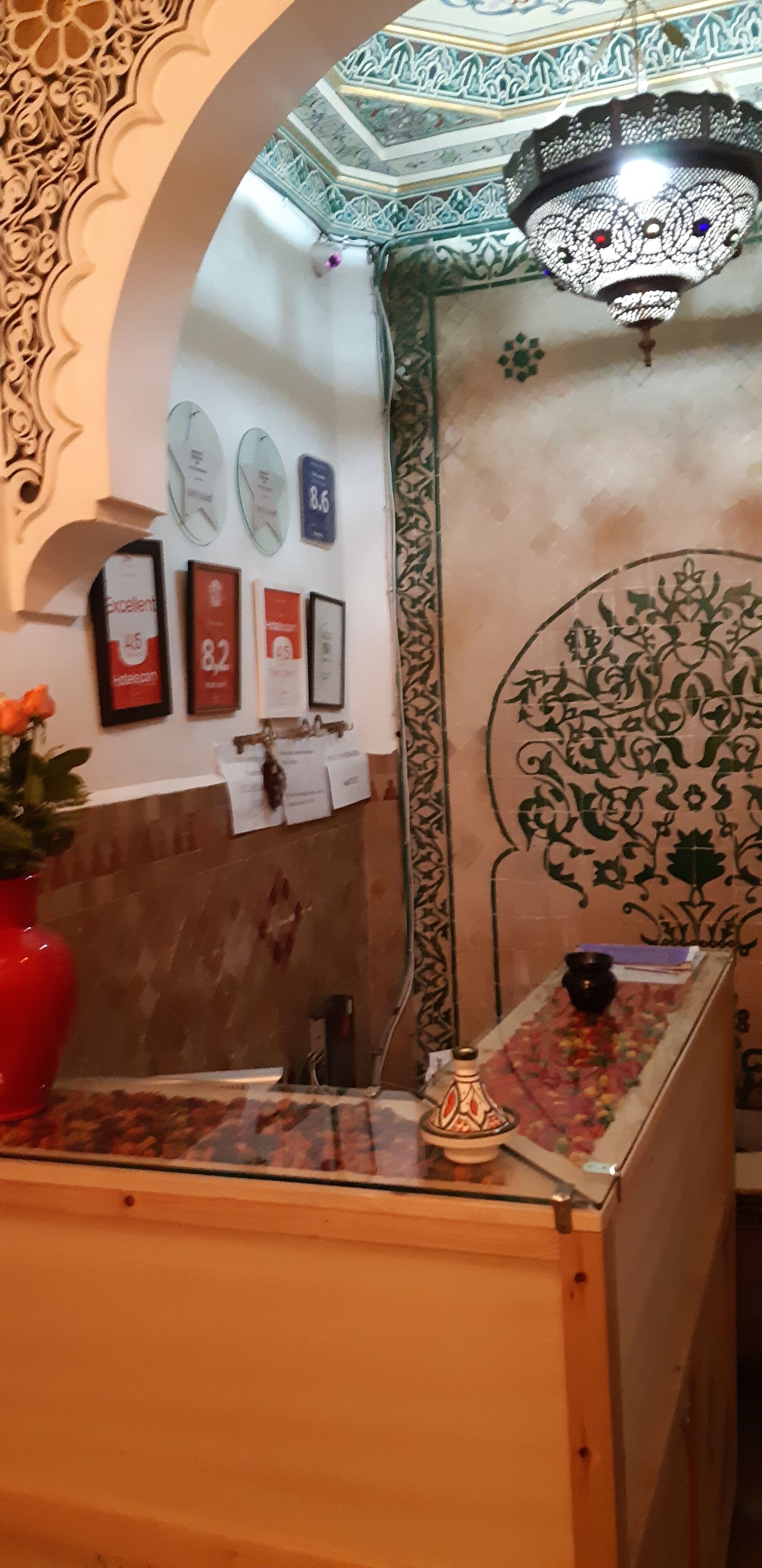 Photo - Riad Lakhdar