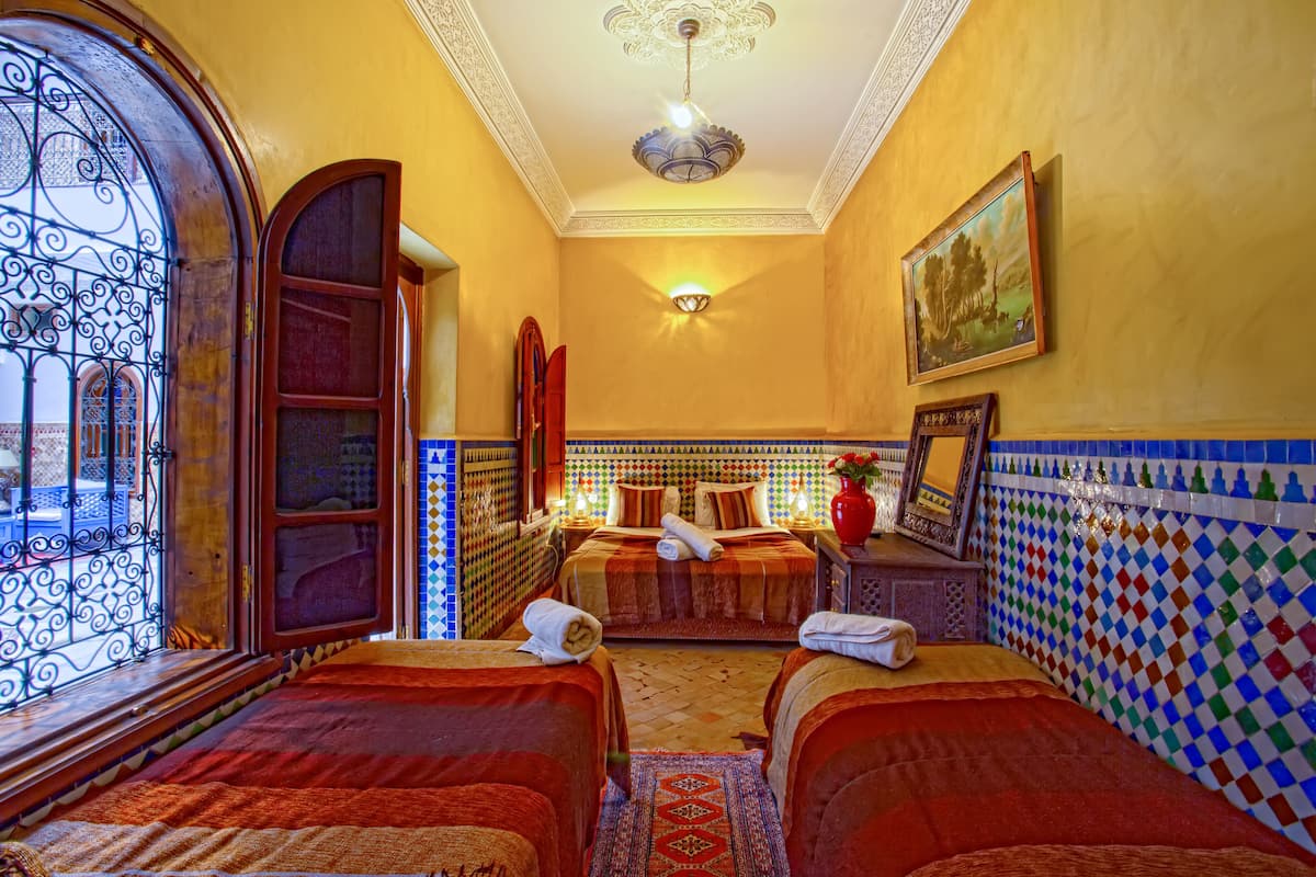 Double Room (Omkaltoum) | Tilam berlapik, Wi-fi percuma, cadar katil