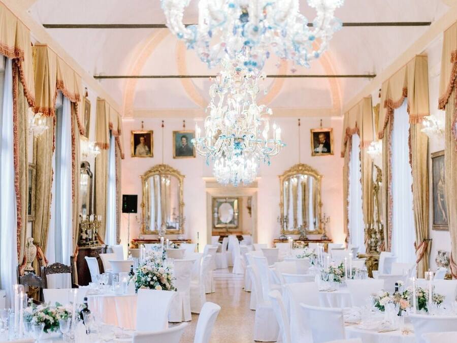 Lunch and dinner served, Mediterranean cuisine