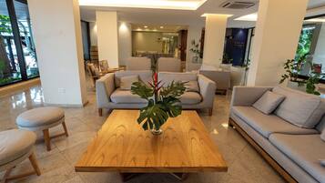 Sala de estar en el lobby