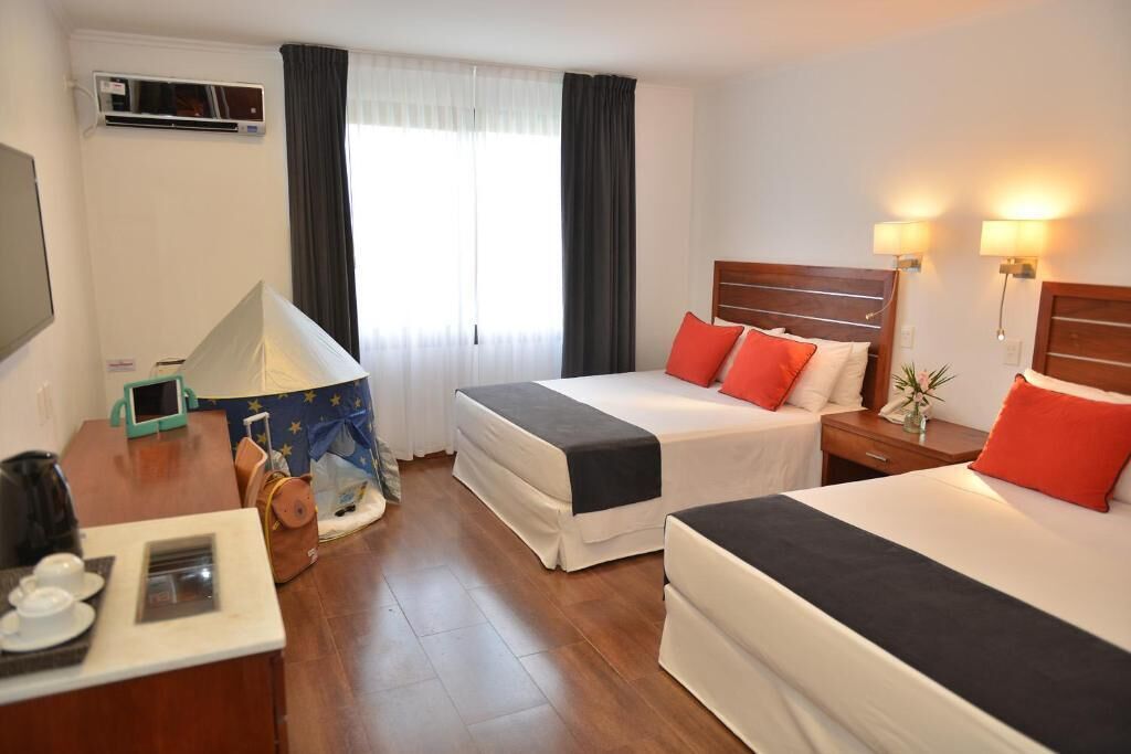 Down duvets, minibar, in-room safe, free WiFi