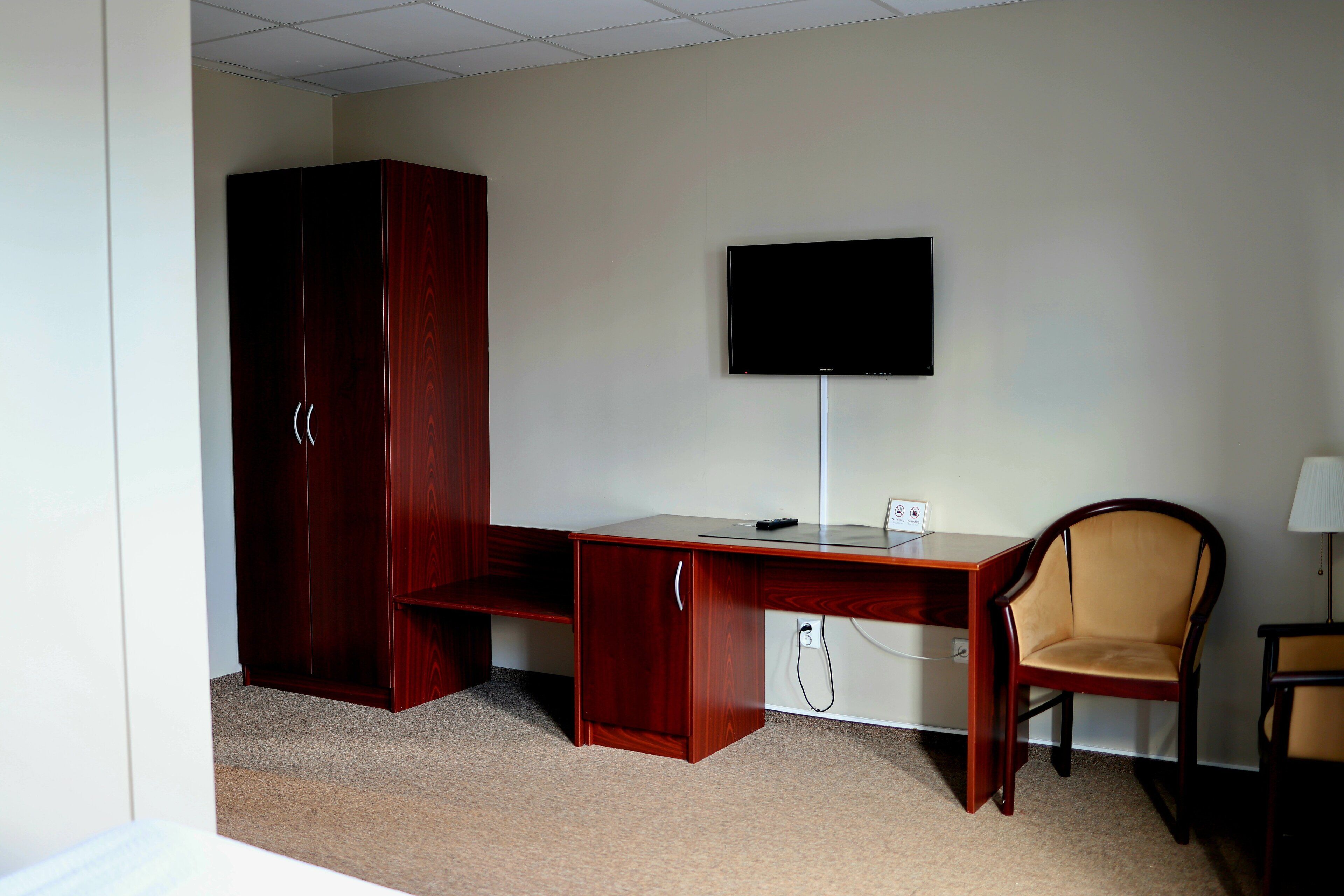 standard double or twin room | room amenity