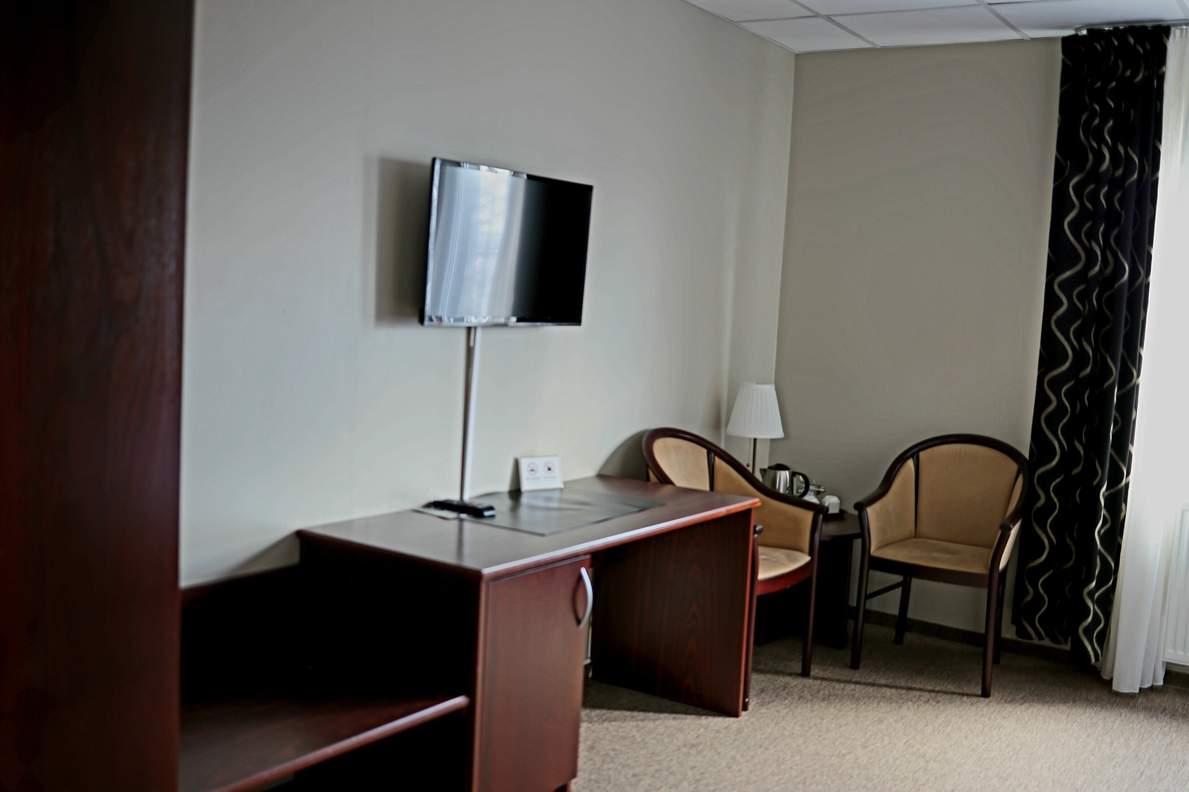 standard double or twin room | room amenity