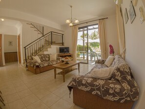 Interior - Aura Holiday Villas (Kissonerga)