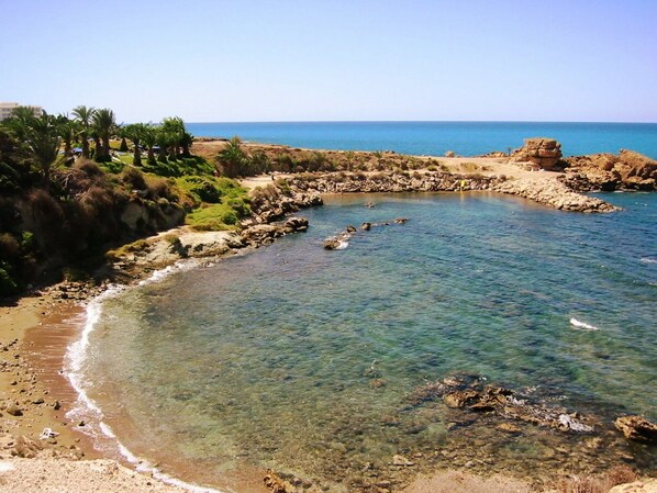 Private beach nearby - Aura Holiday Villas (Kissonerga)