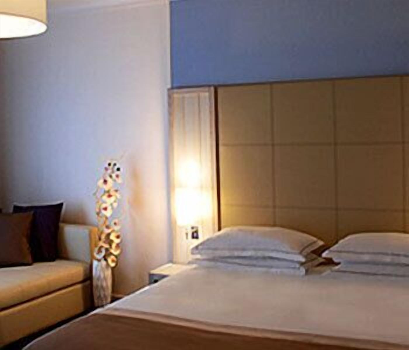 double room, partial sea view (spa access) | 1 bedroom, in-room safe, soundproofing, free wifi