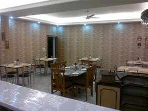 Petit déjeuner buffet compris tous les jours