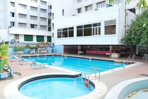 Indoor pool, outdoor pool