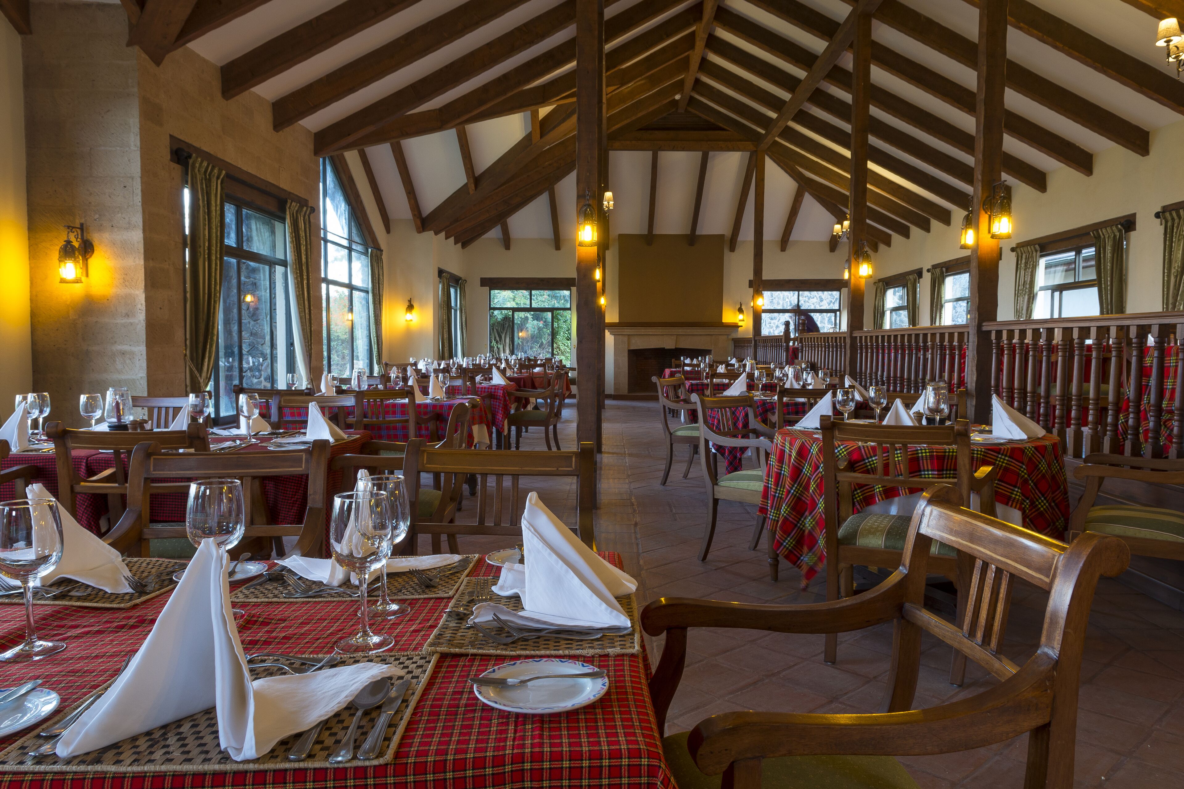 breakfast, lunch and dinner served