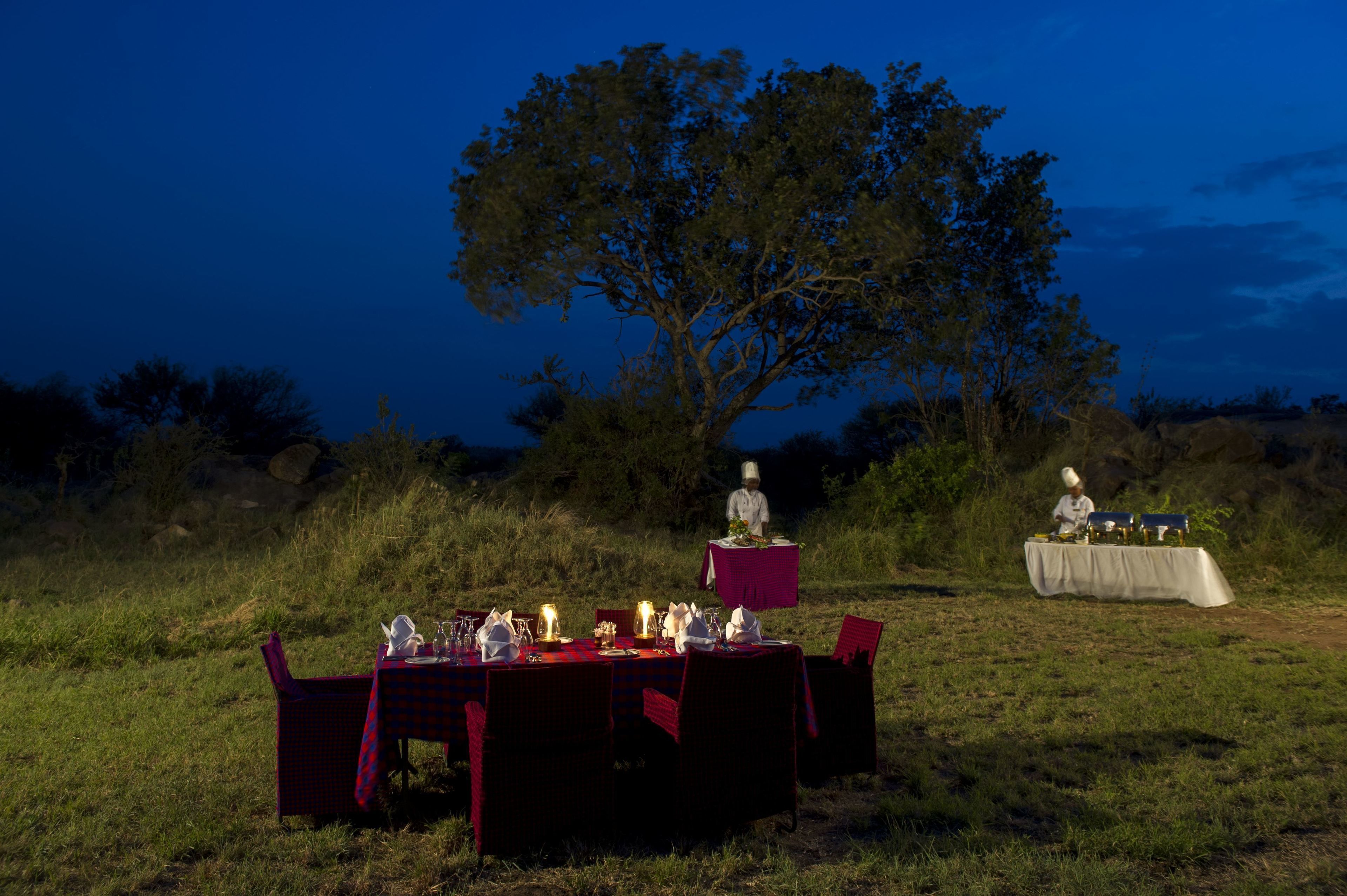 breakfast, lunch and dinner served