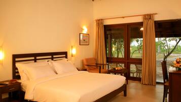 Premium bedding, pillow-top beds, minibar, in-room safe