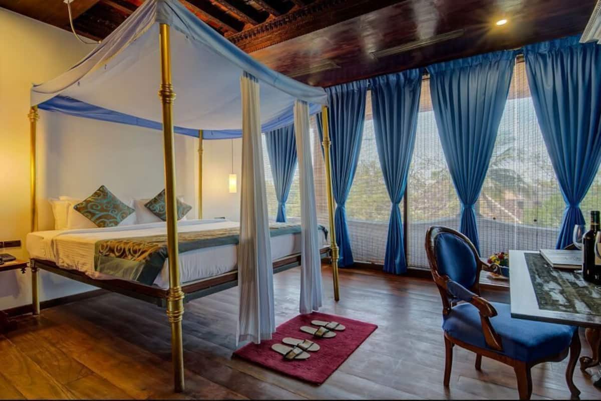 Penthouse | 1 bedroom, premium bedding, minibar, in-room safe
