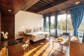 Penthouse | Premium bedding, minibar, in-room safe, individually decorated - Le Dupleix (Puducherry)