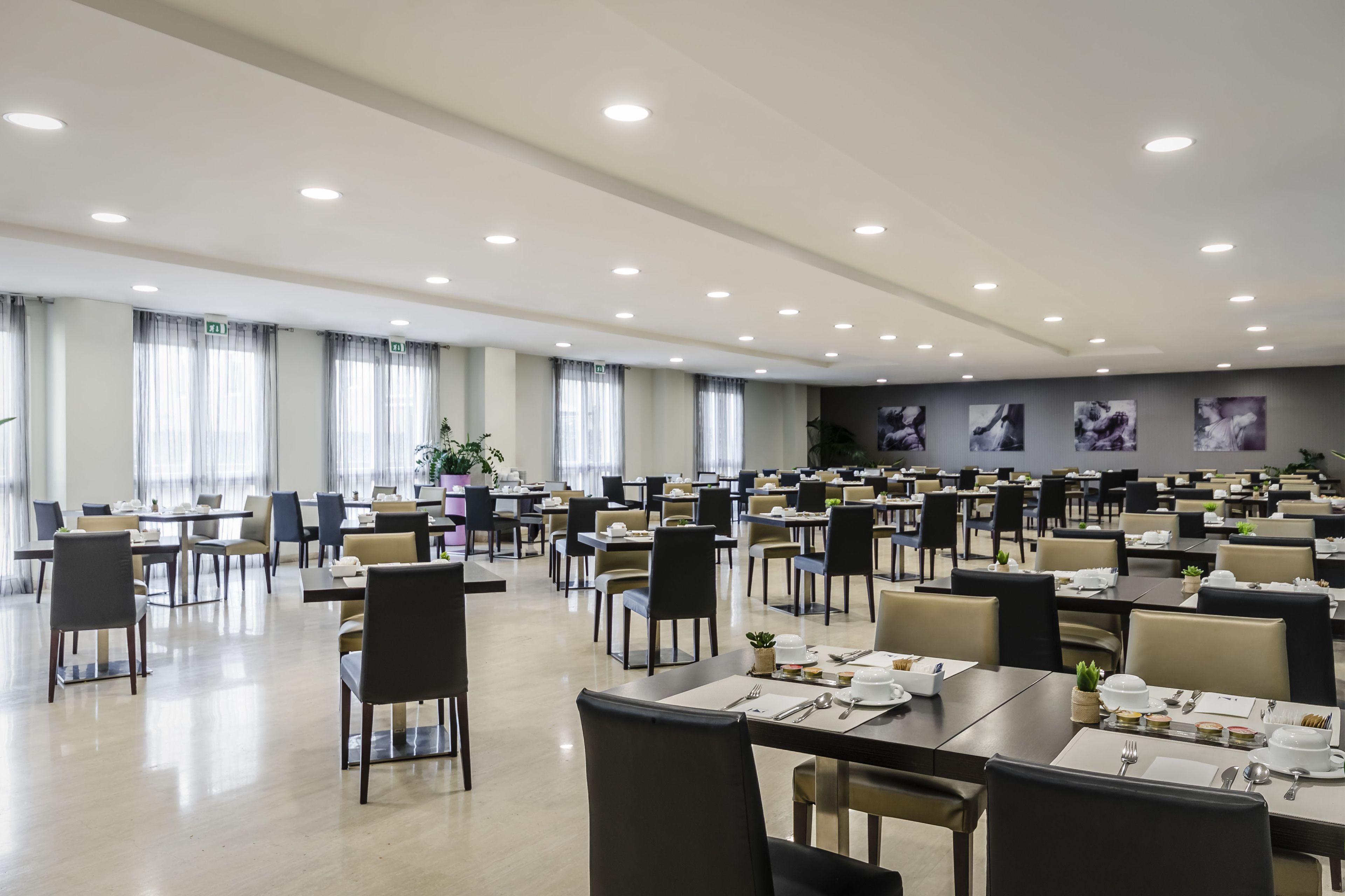 Daily buffet breakfast (EUR 13 per person)
