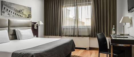 1 bedroom, down duvets, minibar, in-room safe