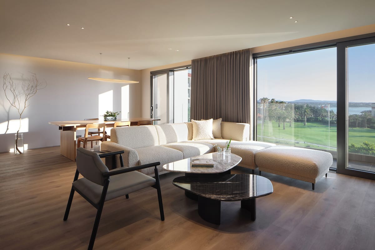 2 habitaciones, ropa de cama de alta calidad y escritorio