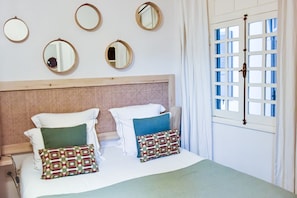 Standard Room | 10 bedrooms, premium bedding, down comforters, in-room safe - Riad Lyon Mogador (Essaouira)