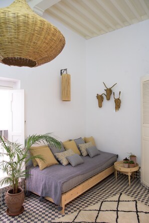 10 habitaciones, ropa de cama de alta calidad y cubrecamas