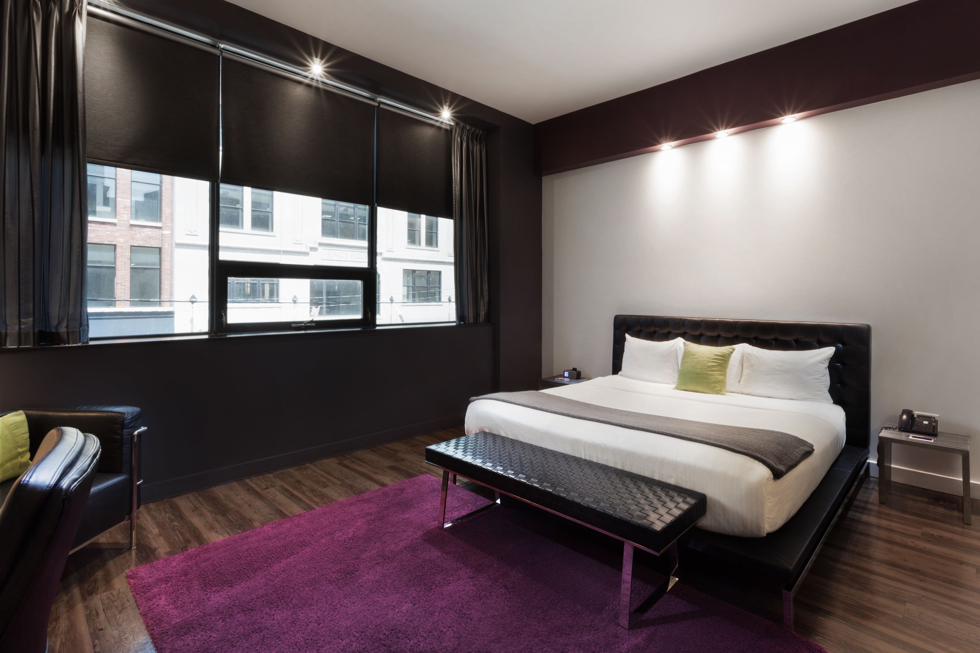 marvellous room, 1 king bed, city view or courtyard view | premium bedding, pillow-top beds, in-room safe, individually decorated