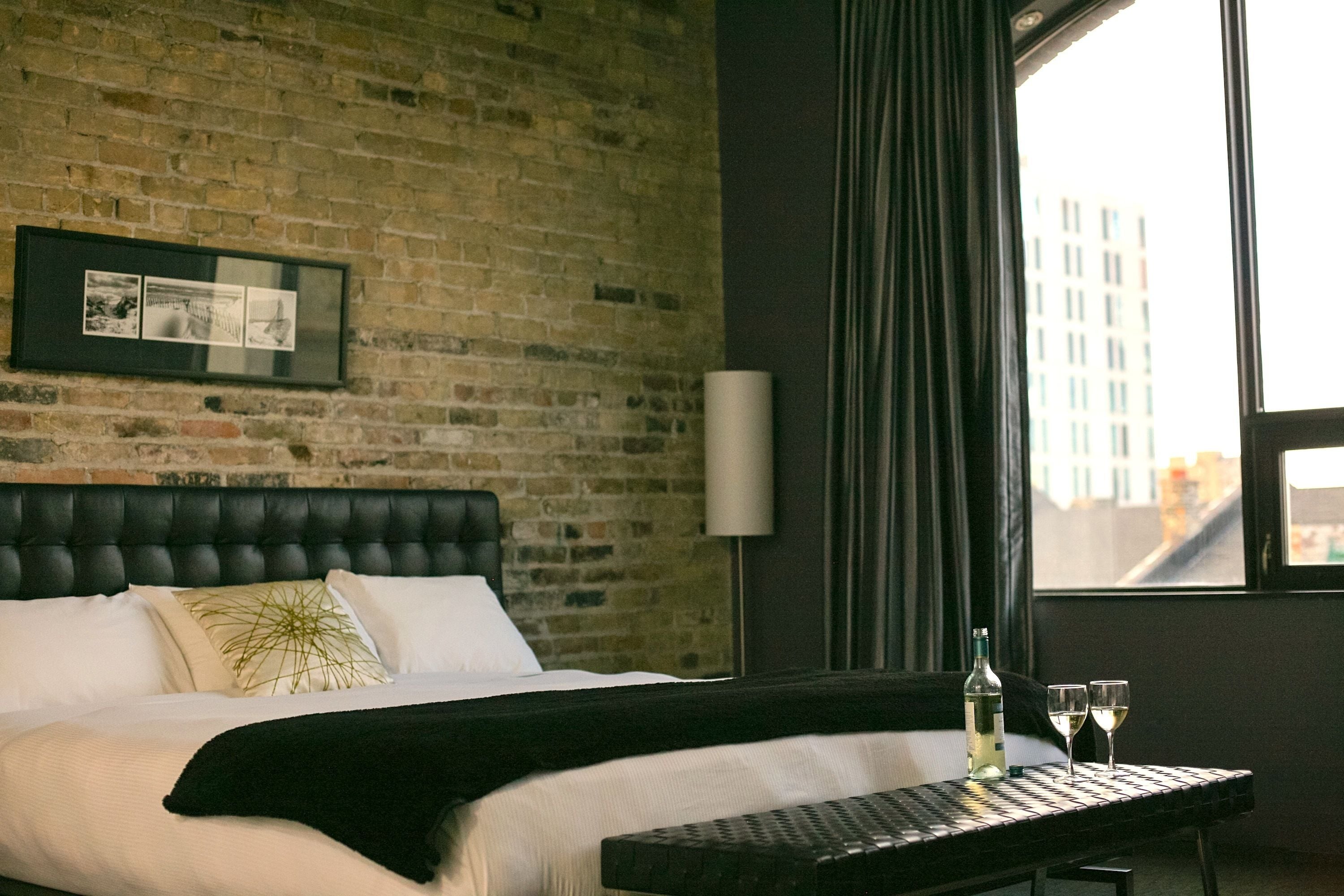 loft, 1 king bed, bathtub, city view | view from room