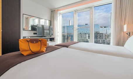 Deluxe Superior Twin | 1 bedroom, premium bedding, minibar, in-room safe