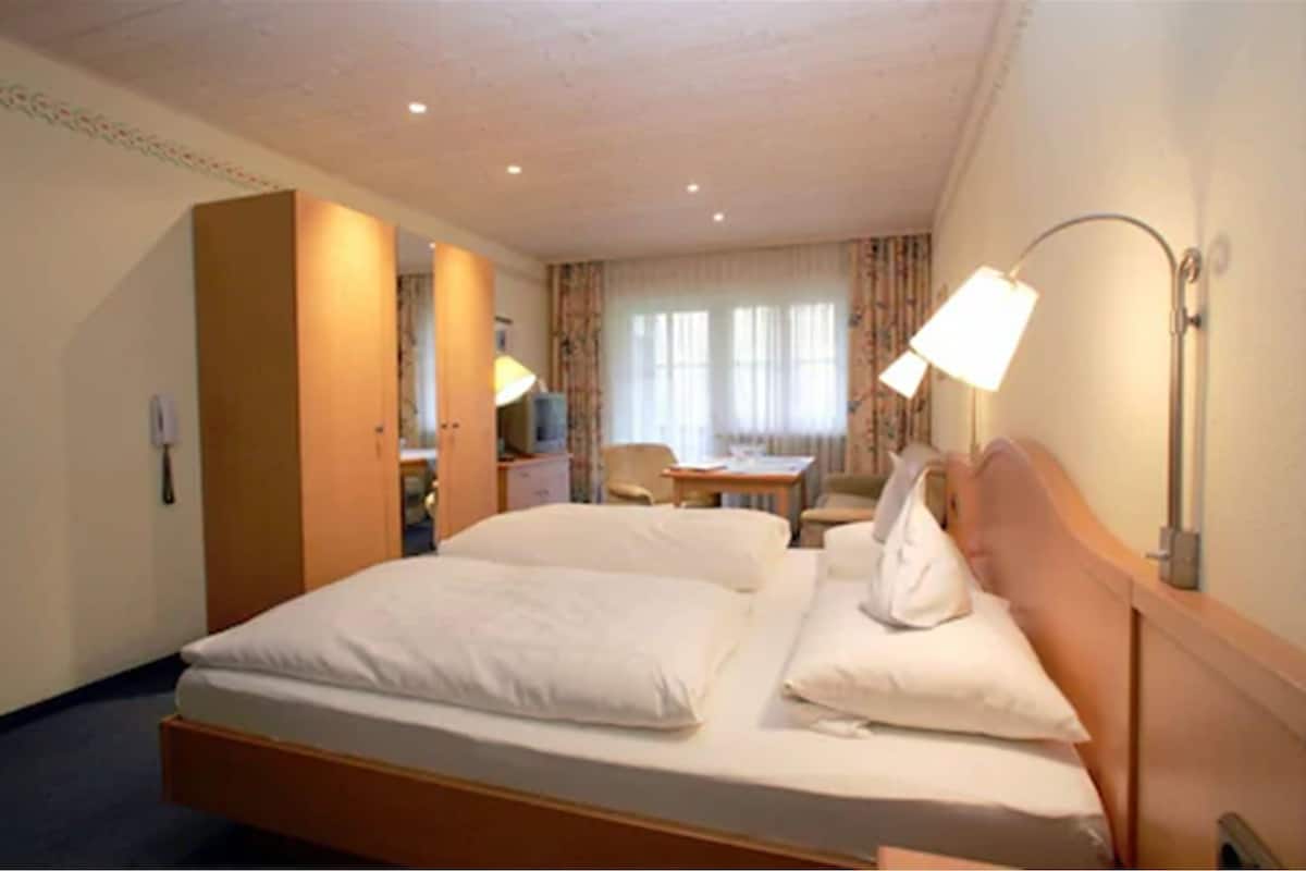 1 chambre, lit dâappoint (supplĂ©ment), accĂšs au Wi-Fi (inclus)