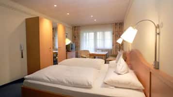 1 bedroom, rollaway beds, free WiFi, bed sheets