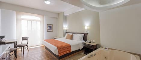 Junior Suite | In-room safe, desk, iron/ironing board, cribs/infant beds