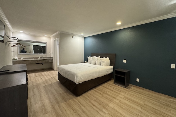 Desk, free WiFi, bed sheets