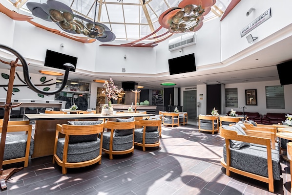 Lobby - Suites Inn La Muralla Metepec (Toluca)