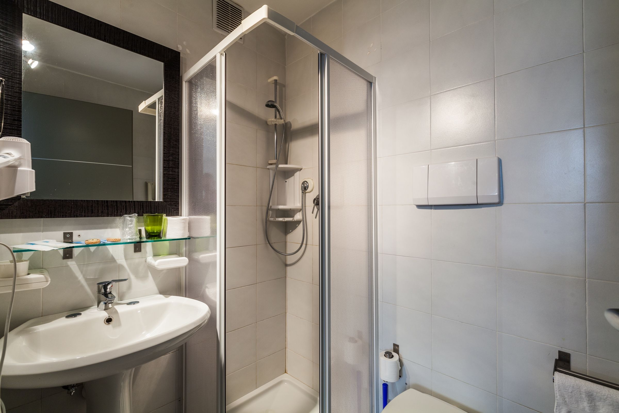 free toiletries, hair dryer, bidet