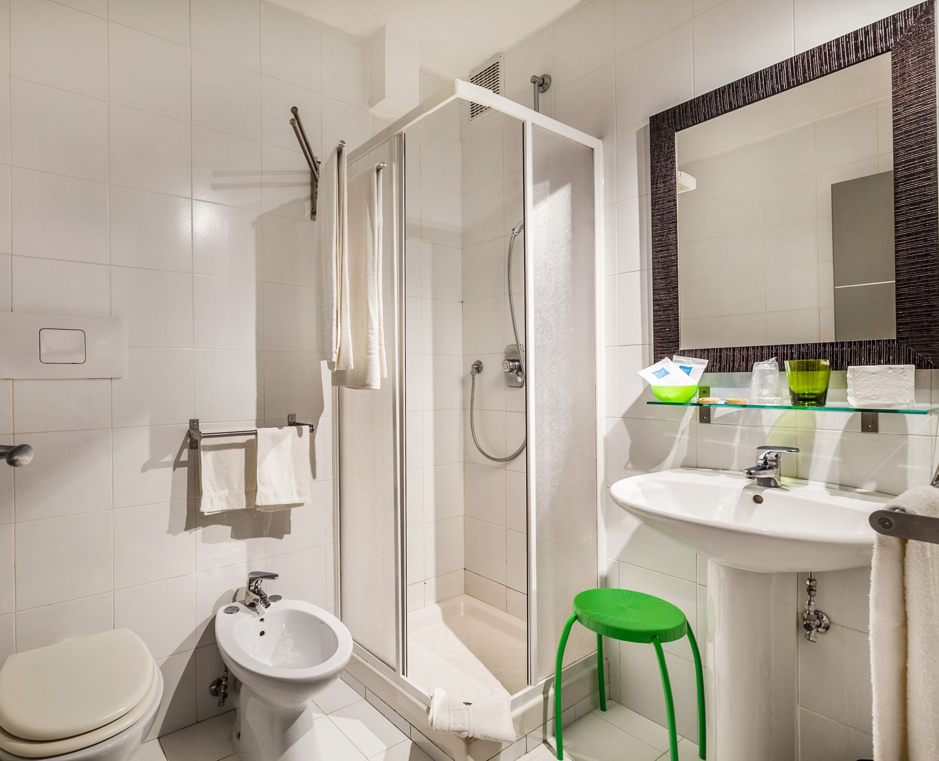 superior double room | 2 bedrooms, minibar, in-room safe, desk