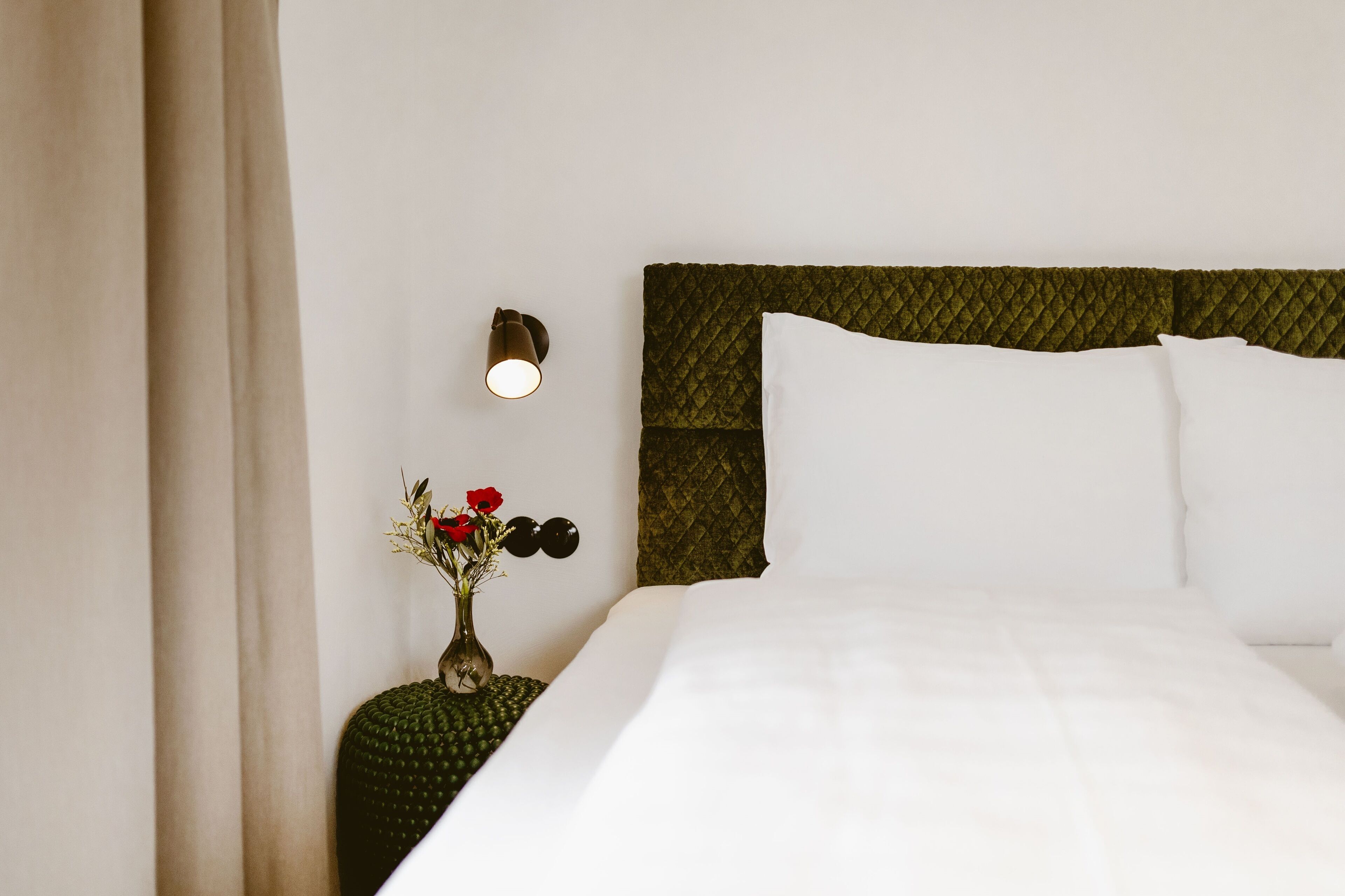 double room, lake view | desk, soundproofing, free wifi