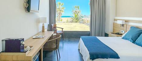 普通套房, 海景 | 迷你吧、房內夾萬、遮光窗簾/窗簾、熨斗/熨衫板