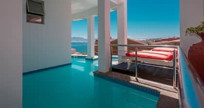Sea Star Lodge