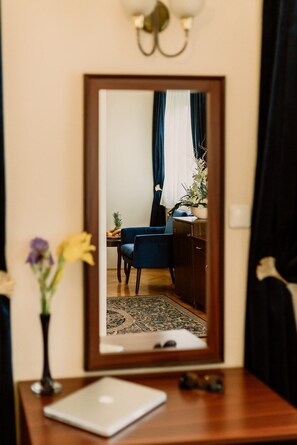 Premium bedding, minibar, in-room safe, blackout curtains - Korona Pension Restaurant (Hévíz)