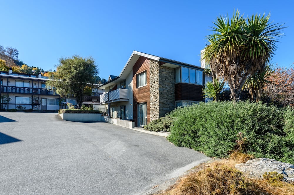 Queenstown Motel Apartments